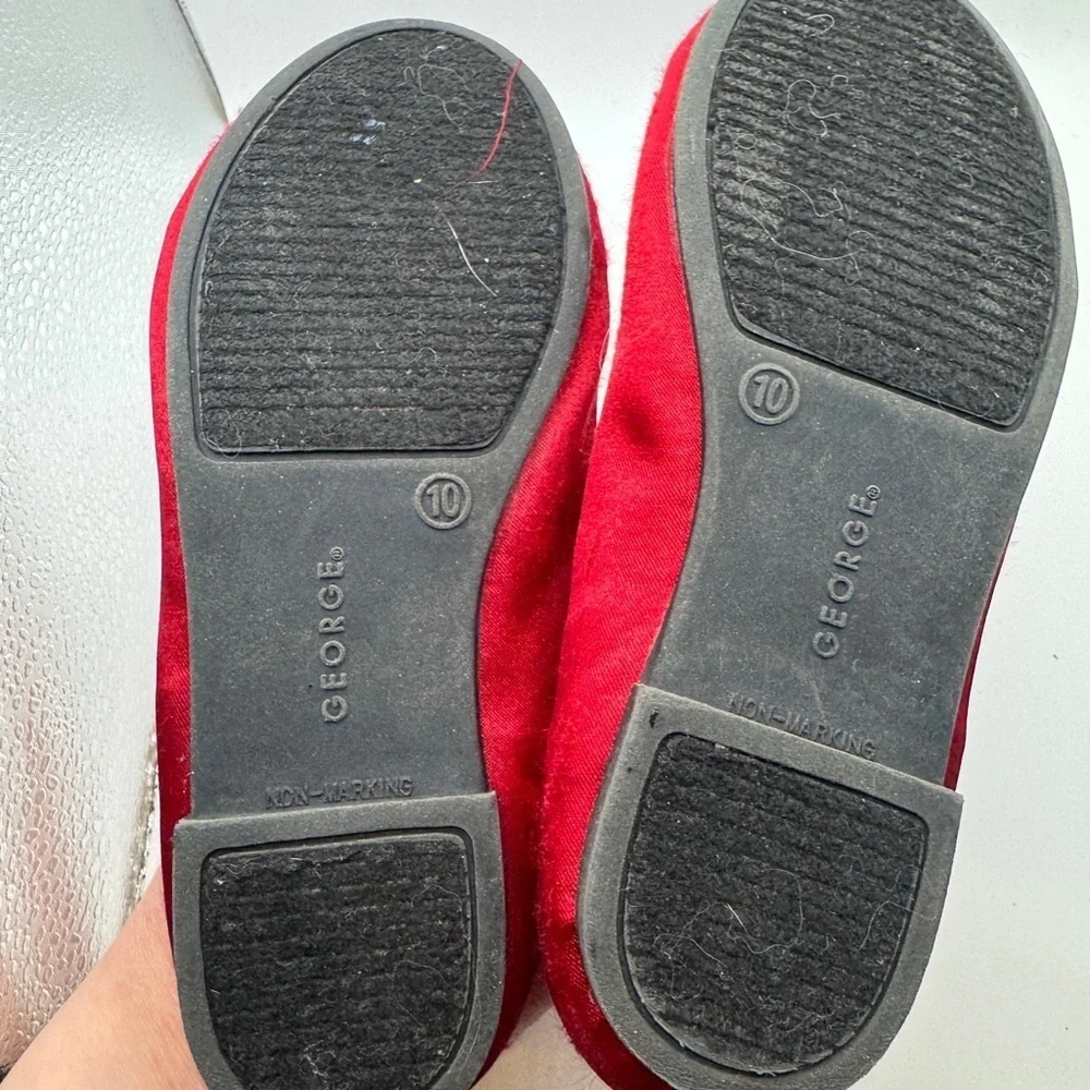 George Toddler Size 10 Red Dress Shoes Flats with Ruffled Design